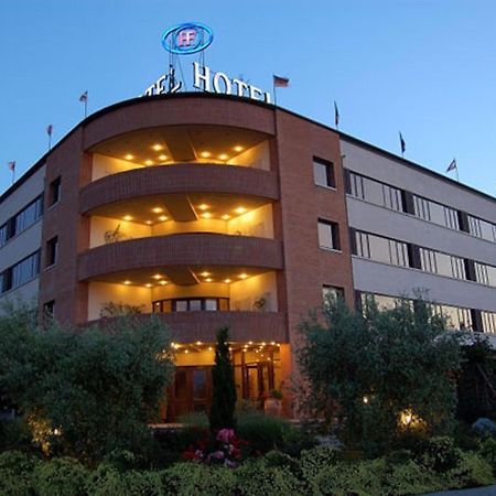 Hotel Forum Foiano Della Chiana Exterior foto